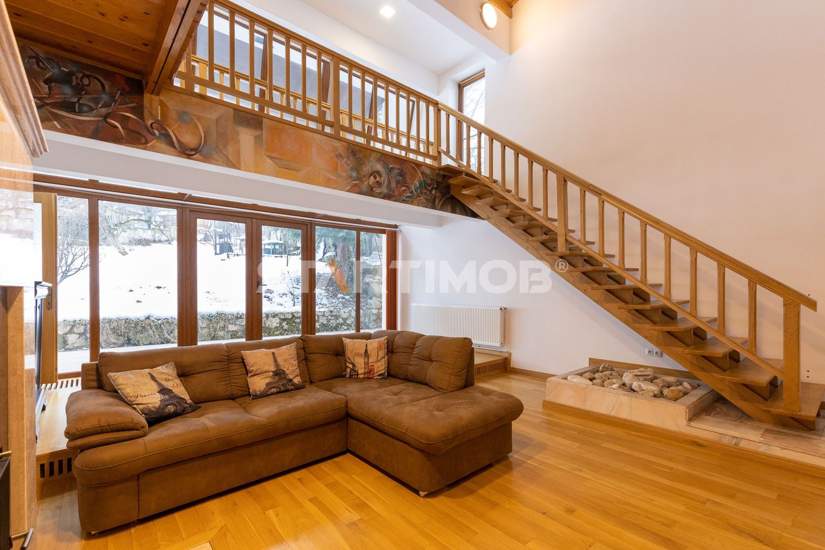 Vila mobilata 7 camere ultracentral Brasov