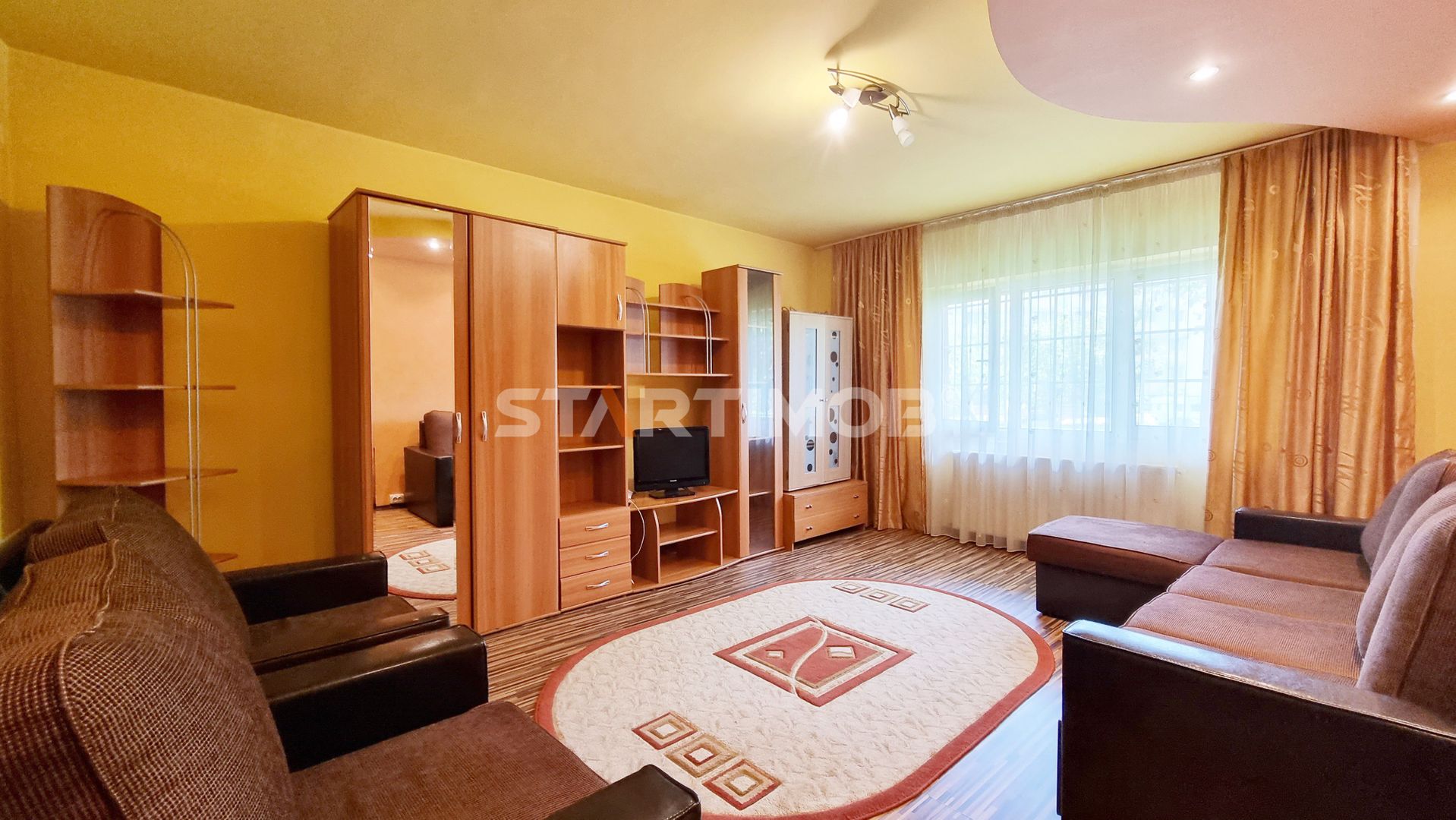 Garsoniera mobilata str Carpatilor zona Judetean