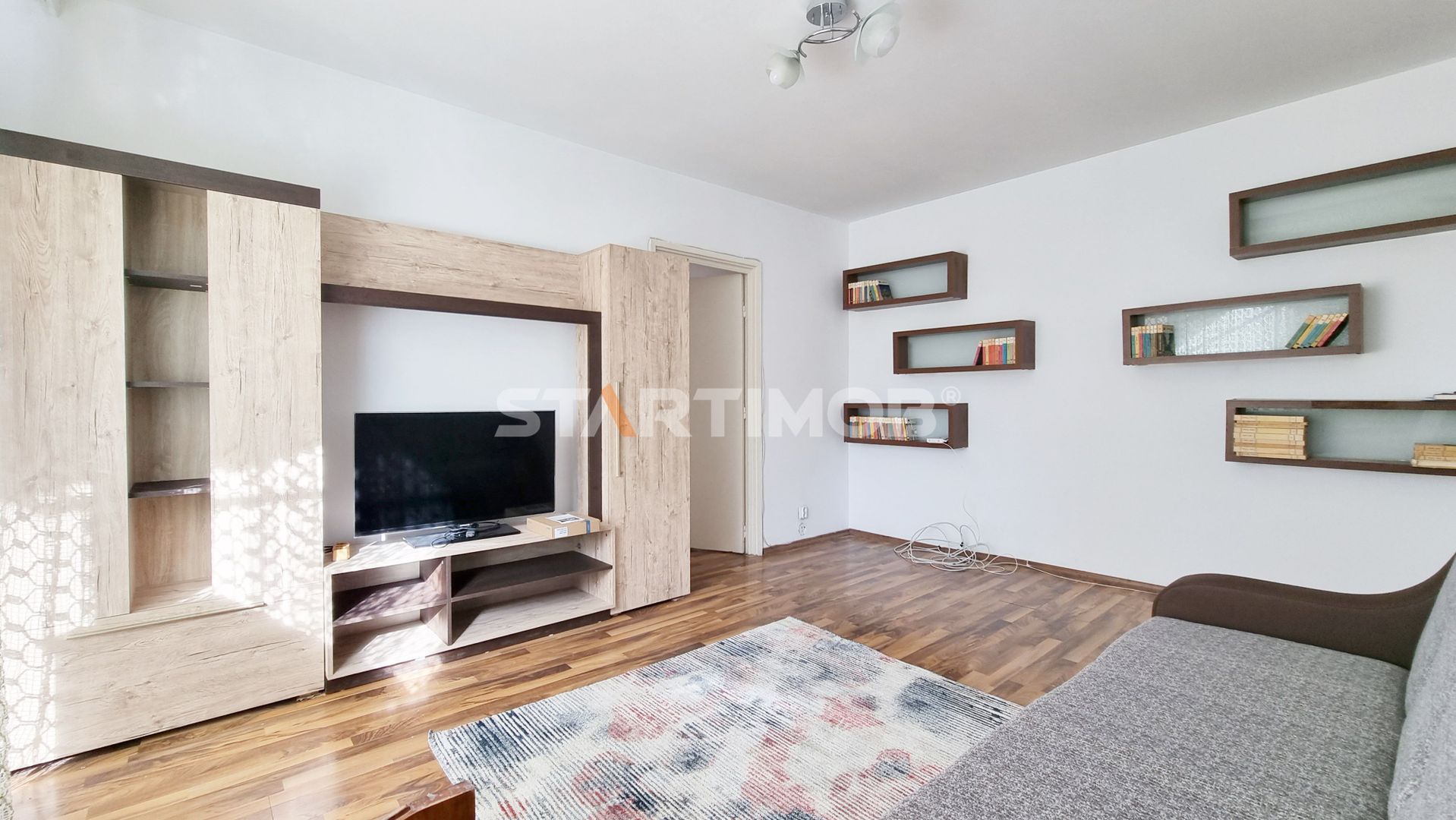Apartament mobilat doua camere zona ASTRA