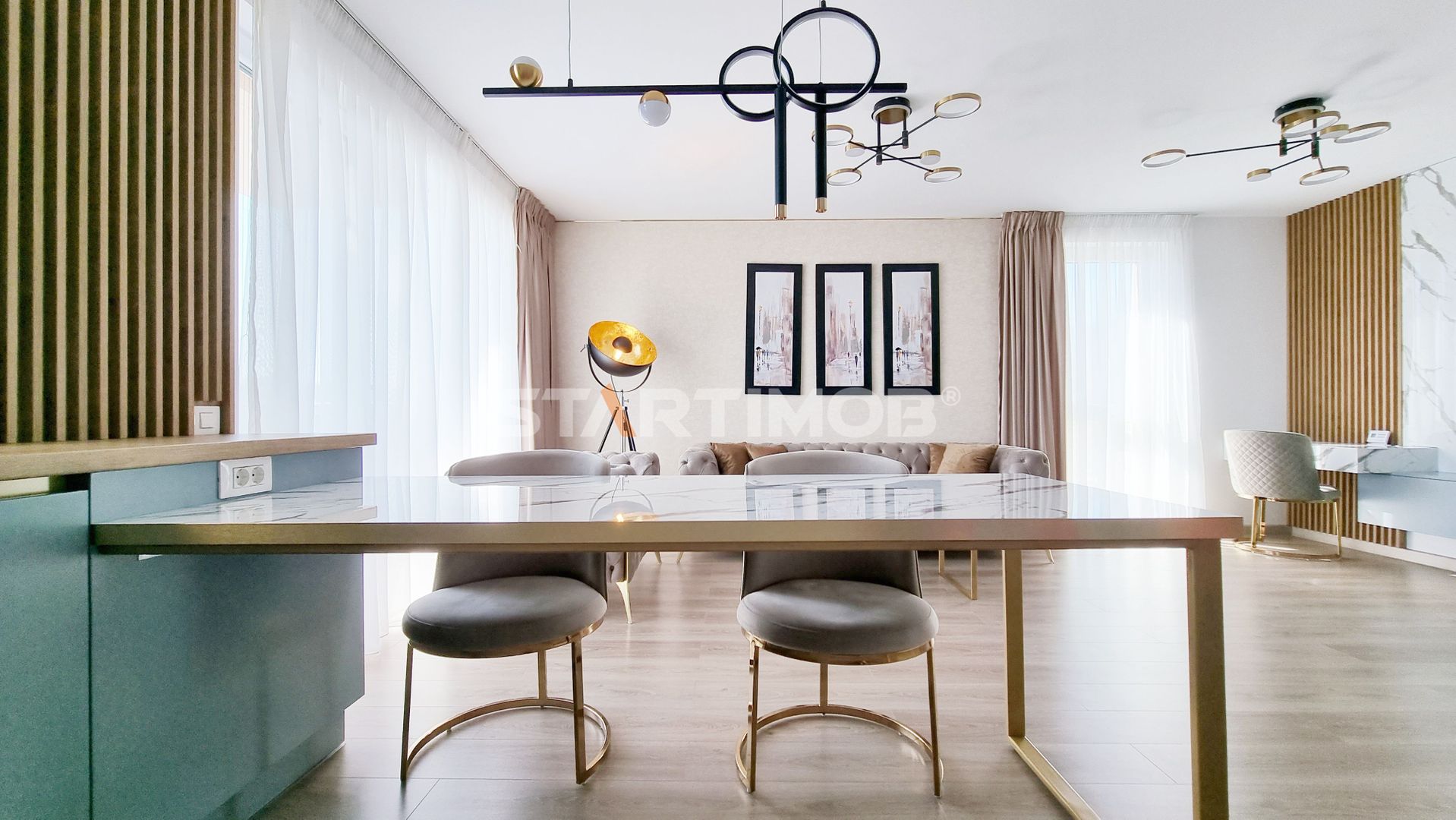 Apartament cu parcare si boxa Urban Plaza