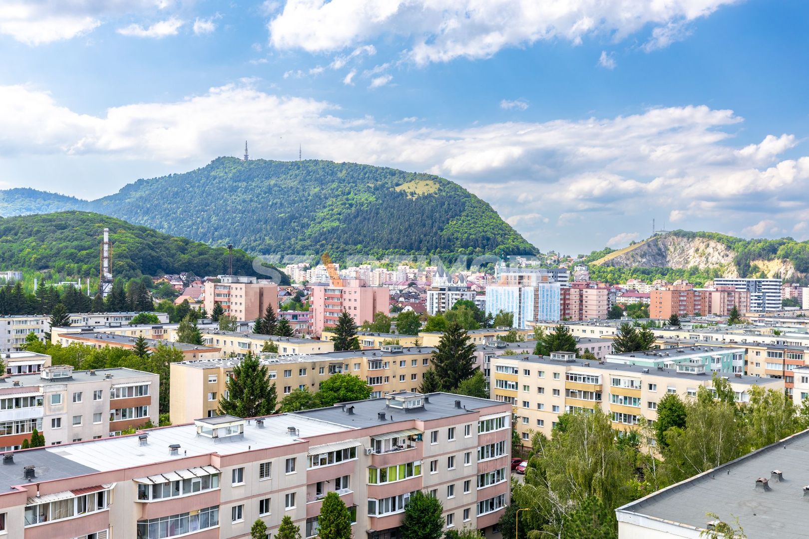 Apartament 3 camere mobilat Astra cu boxa