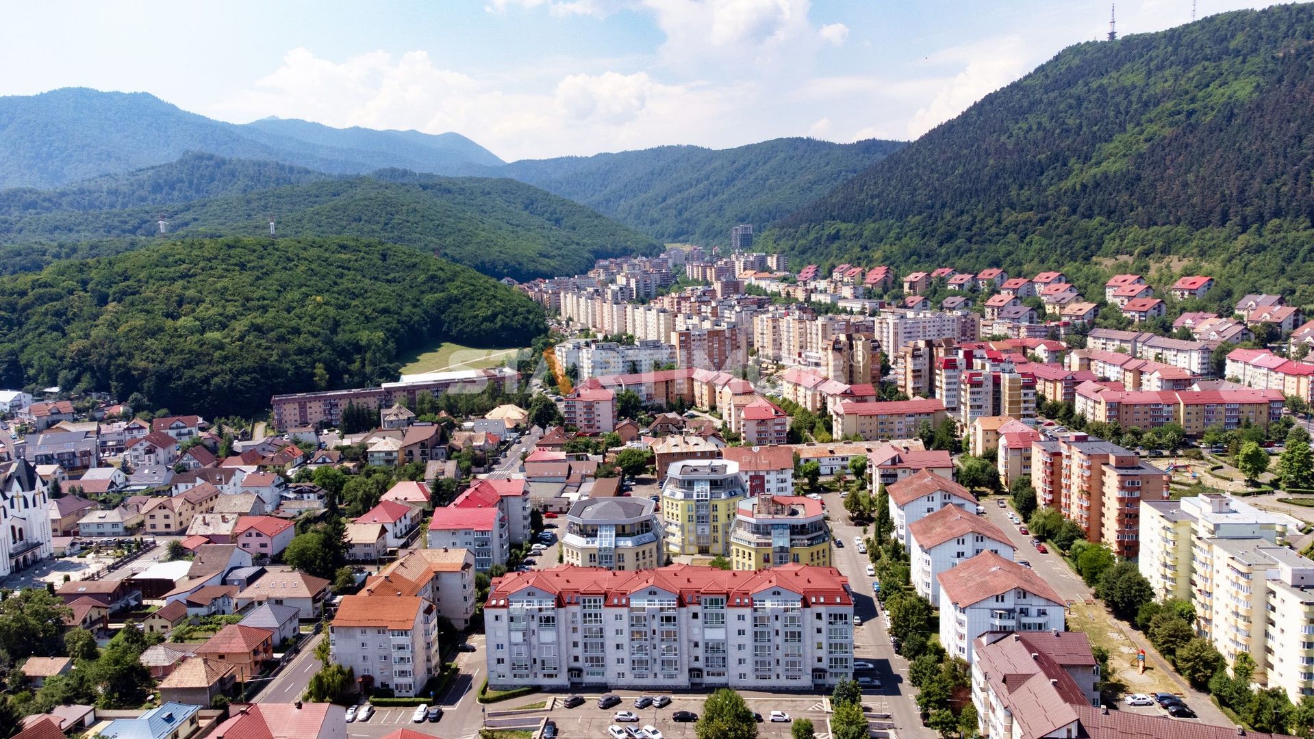 Apartament 3 camere zona Parcul Trandafirilor