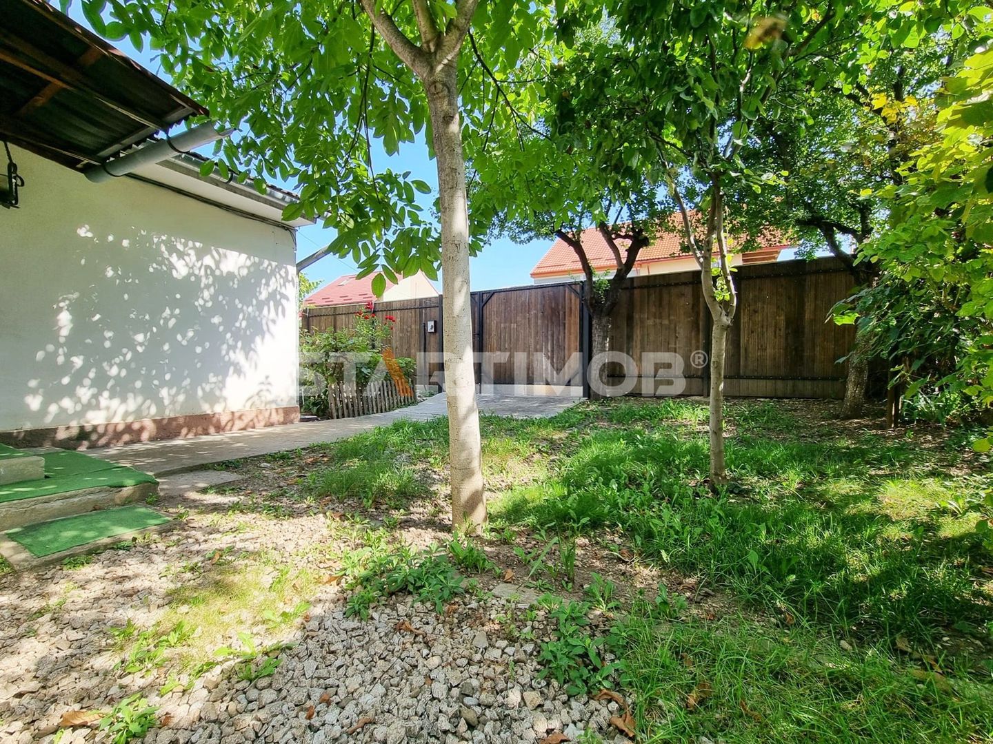 Casa cu teren cartierul Florilor Brasov