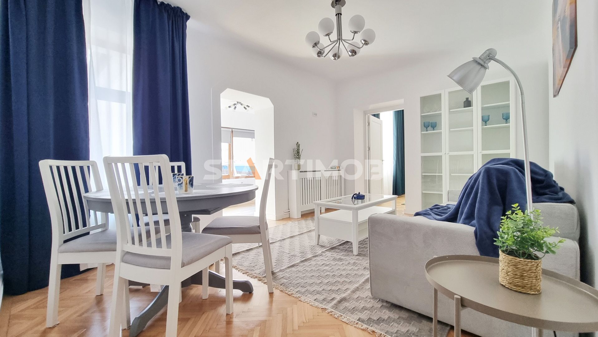 Apartament la casa zona centrala
