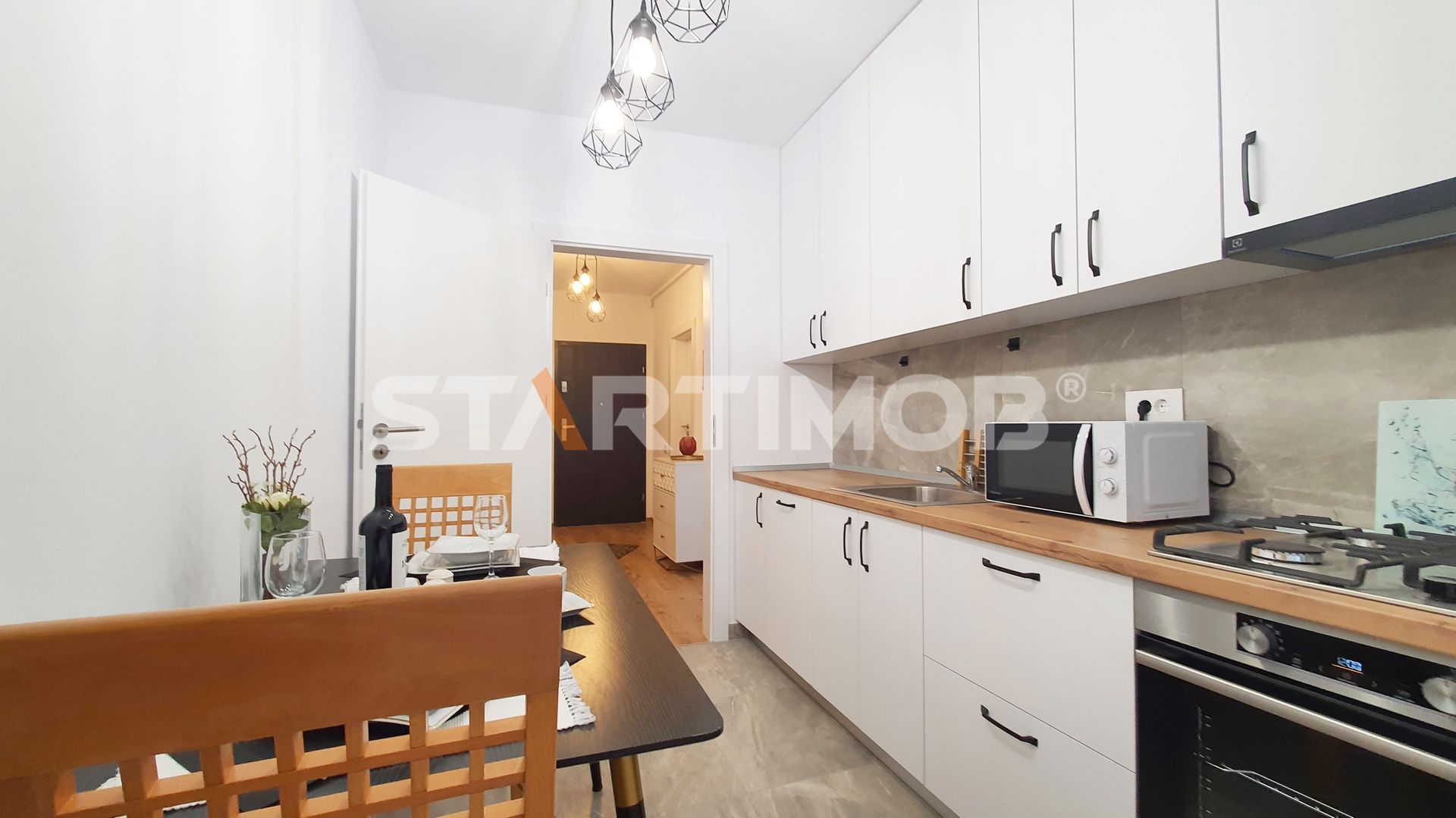 Apartament Alphaville Arena cu parcare subterana
