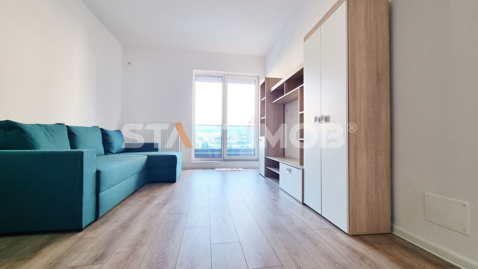 Studio cu parcare zona Coresi