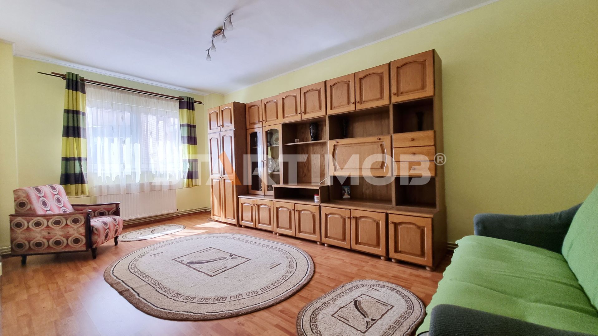 Apartament doua camere cu parcare zona Garii