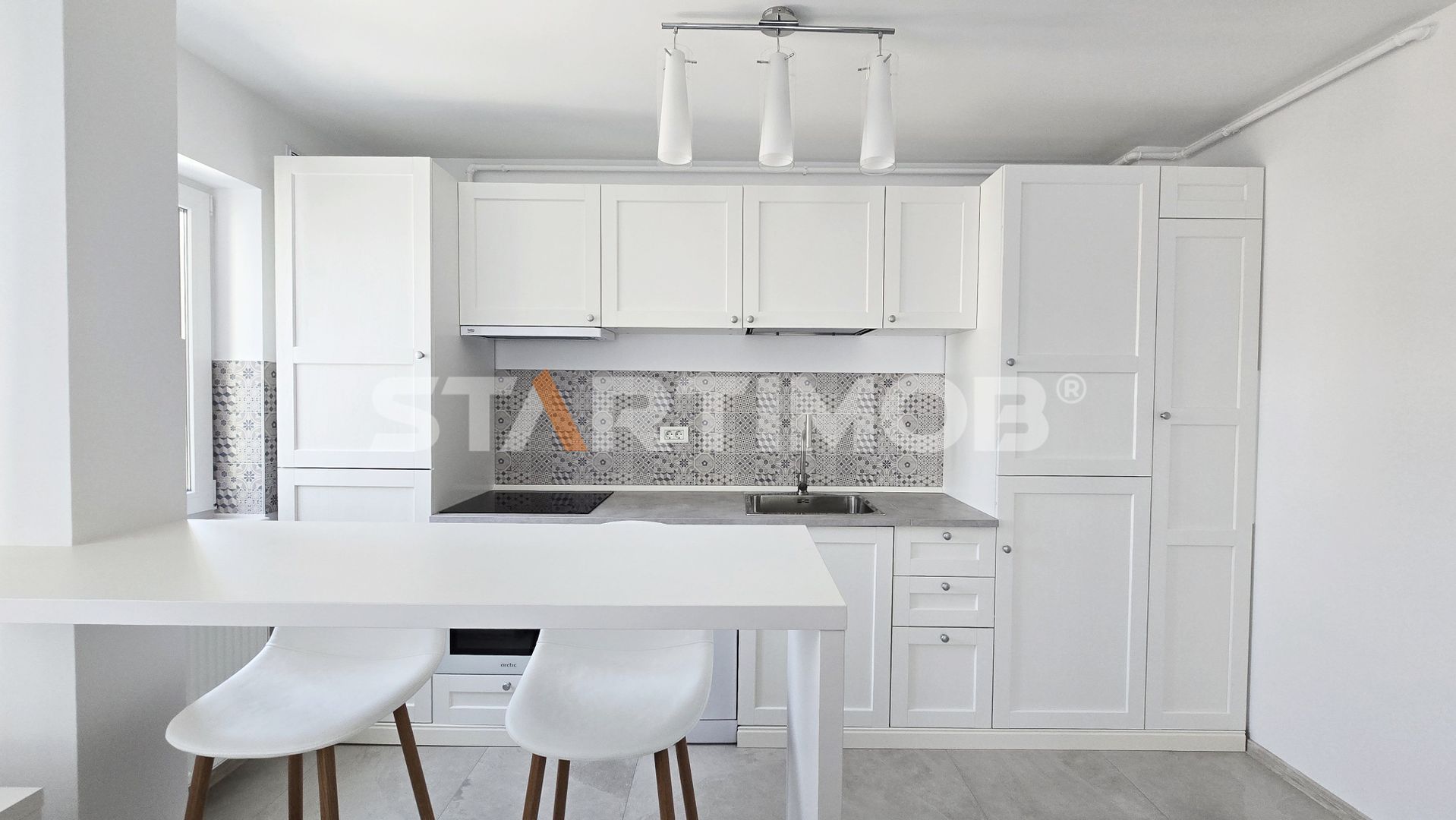 Apartament zona Coresi cu parcare subterana