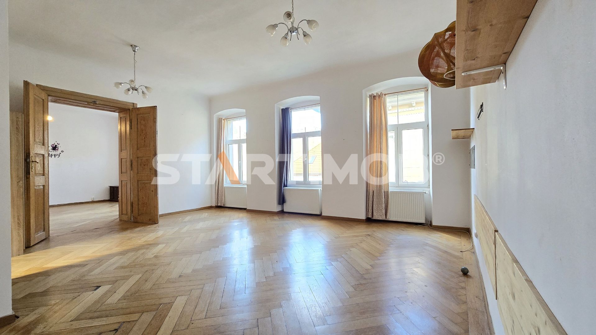 REZERVAT  : Apartament Centru Istoric zona Bisericii Negre