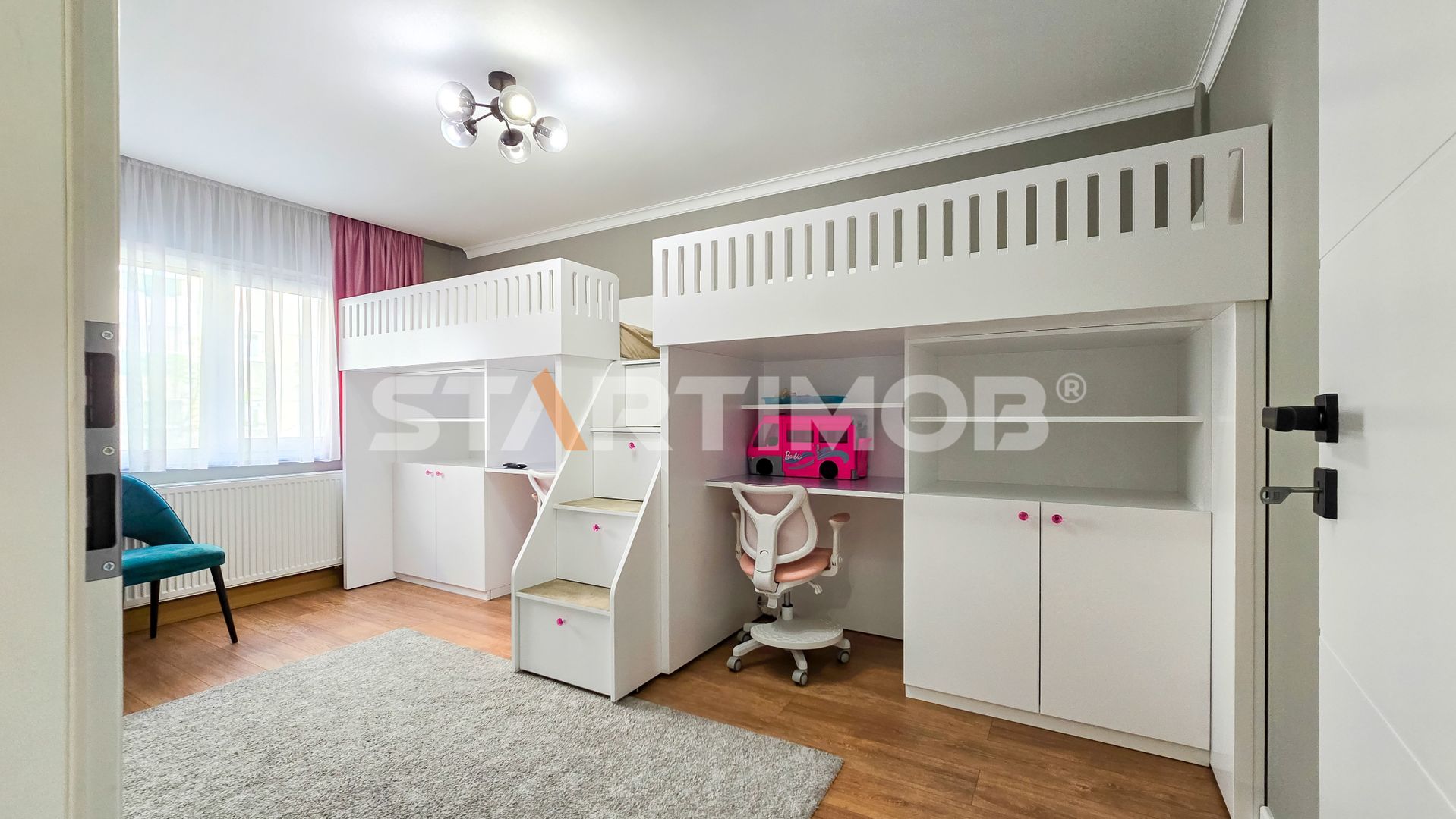 Apartament  renovat 4 camere Centrul Civic