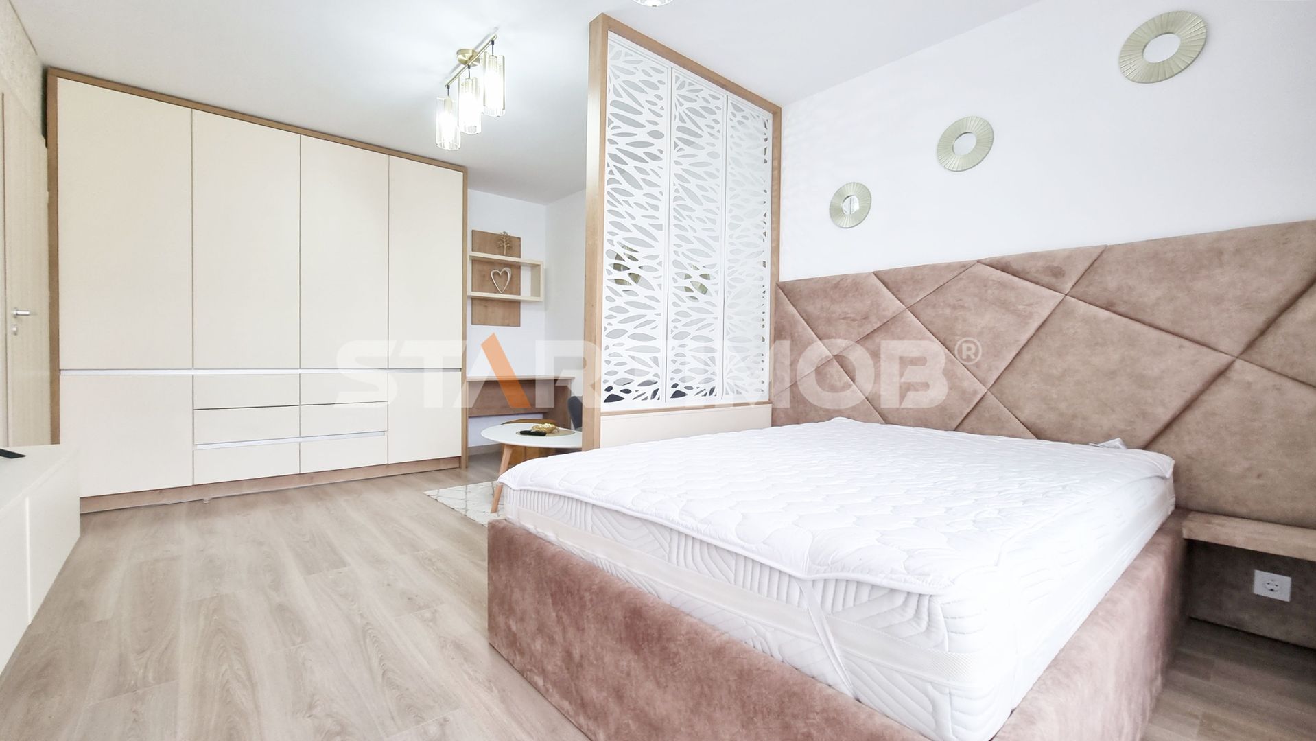 Garsoniera mobilata cu parcare Urban Plaza