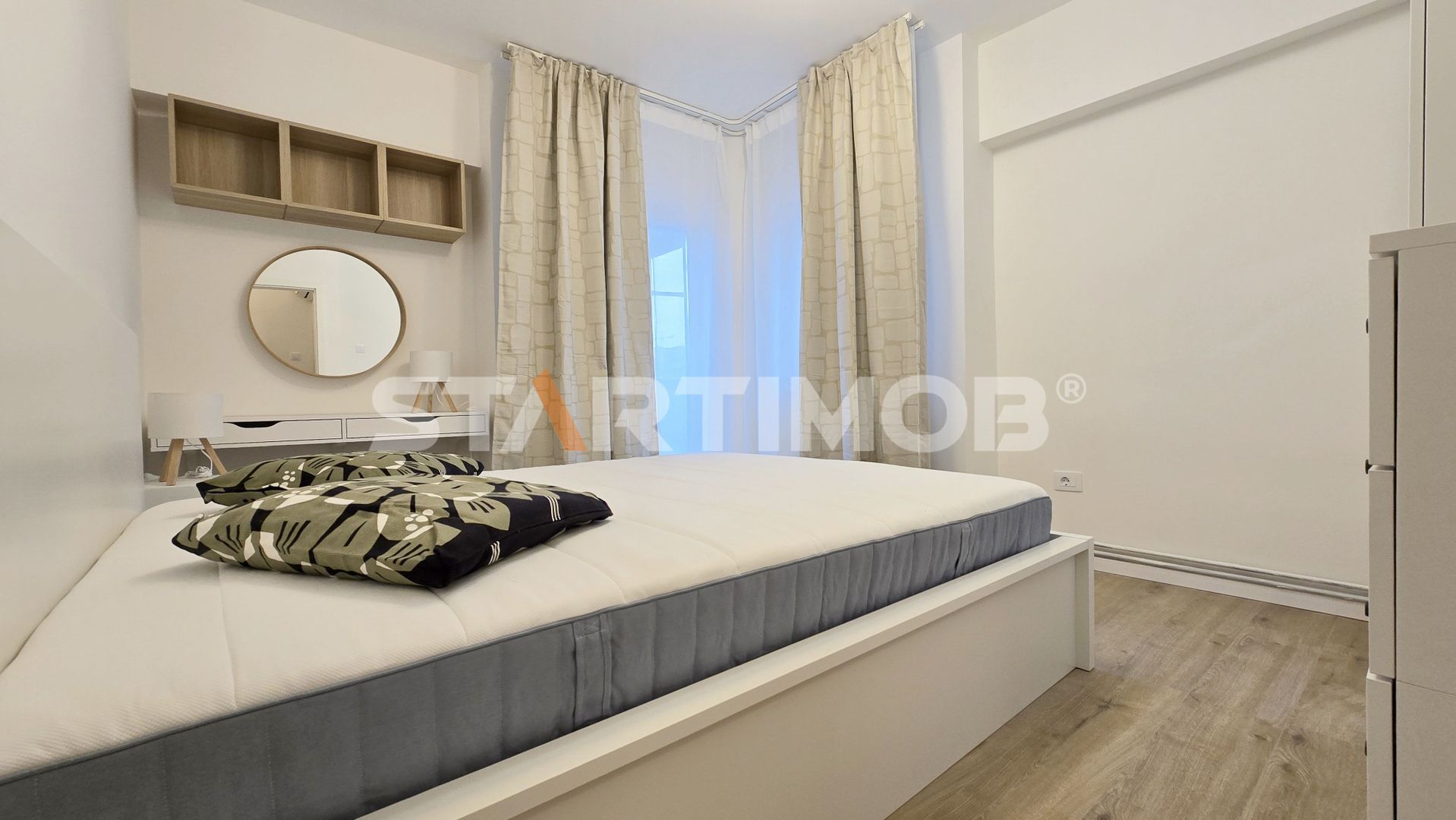 Apartament 3 camere Centru Civic prima inchiriere