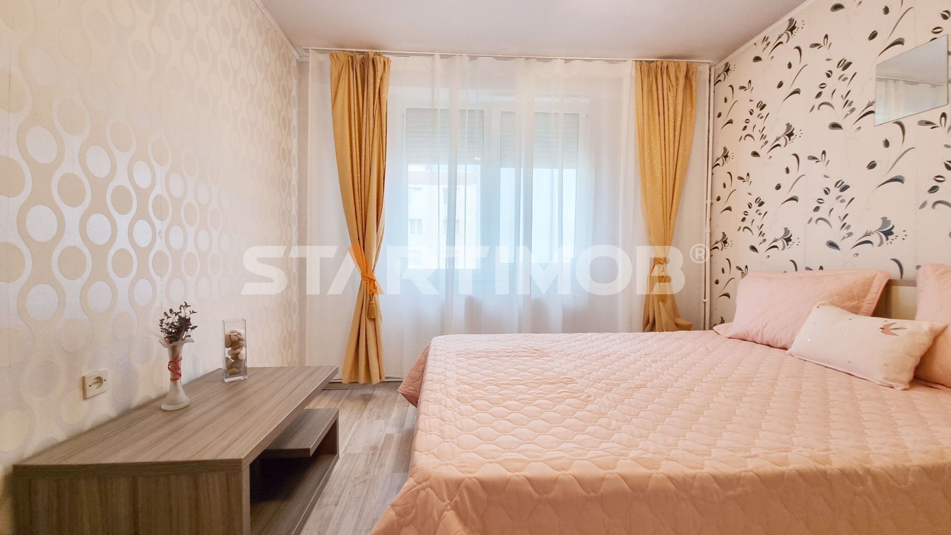 Apartament mobilat zona ITC cu parcare