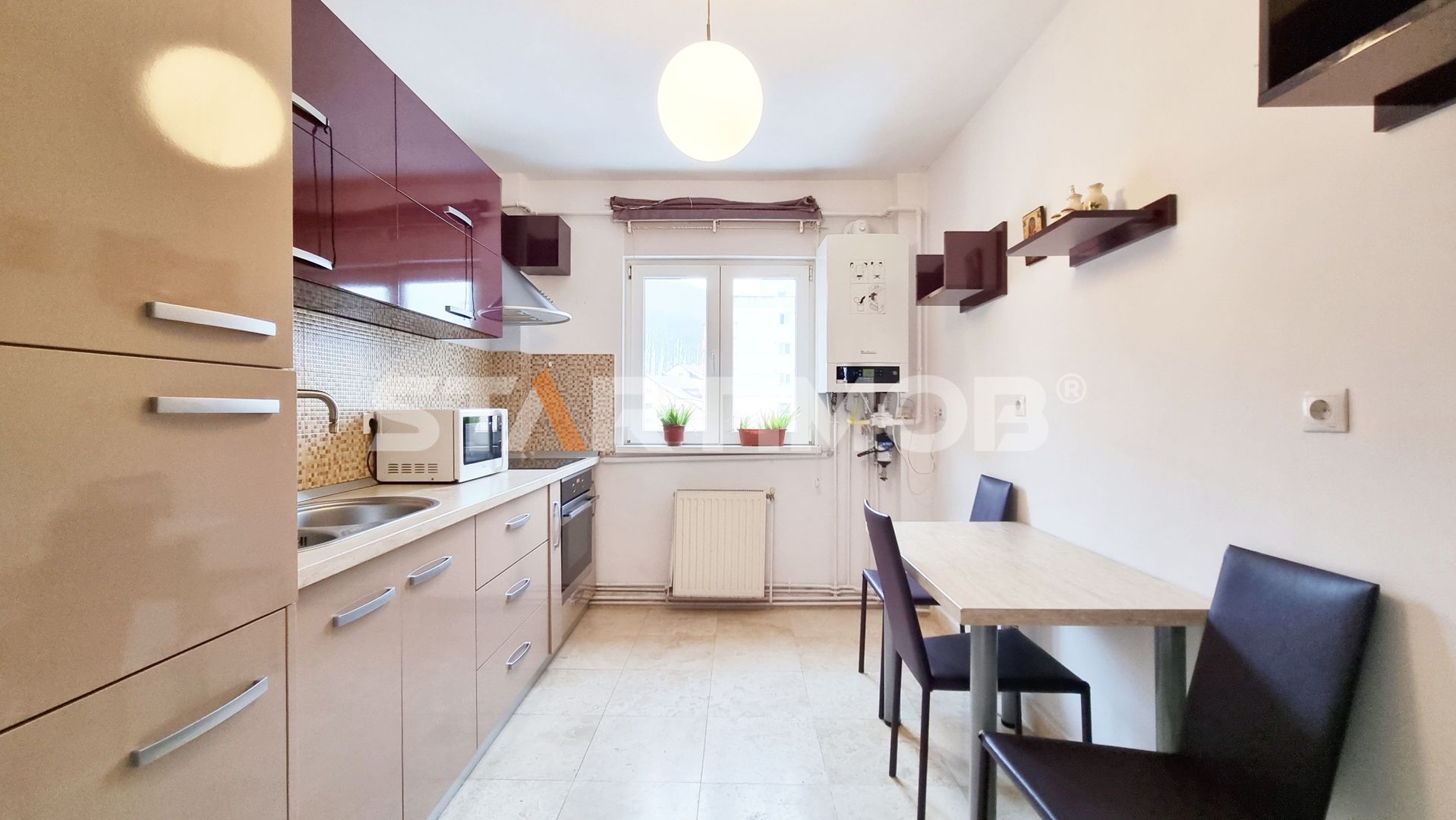 Apartament 3 camere Racadau cu 2 parcari si boxa