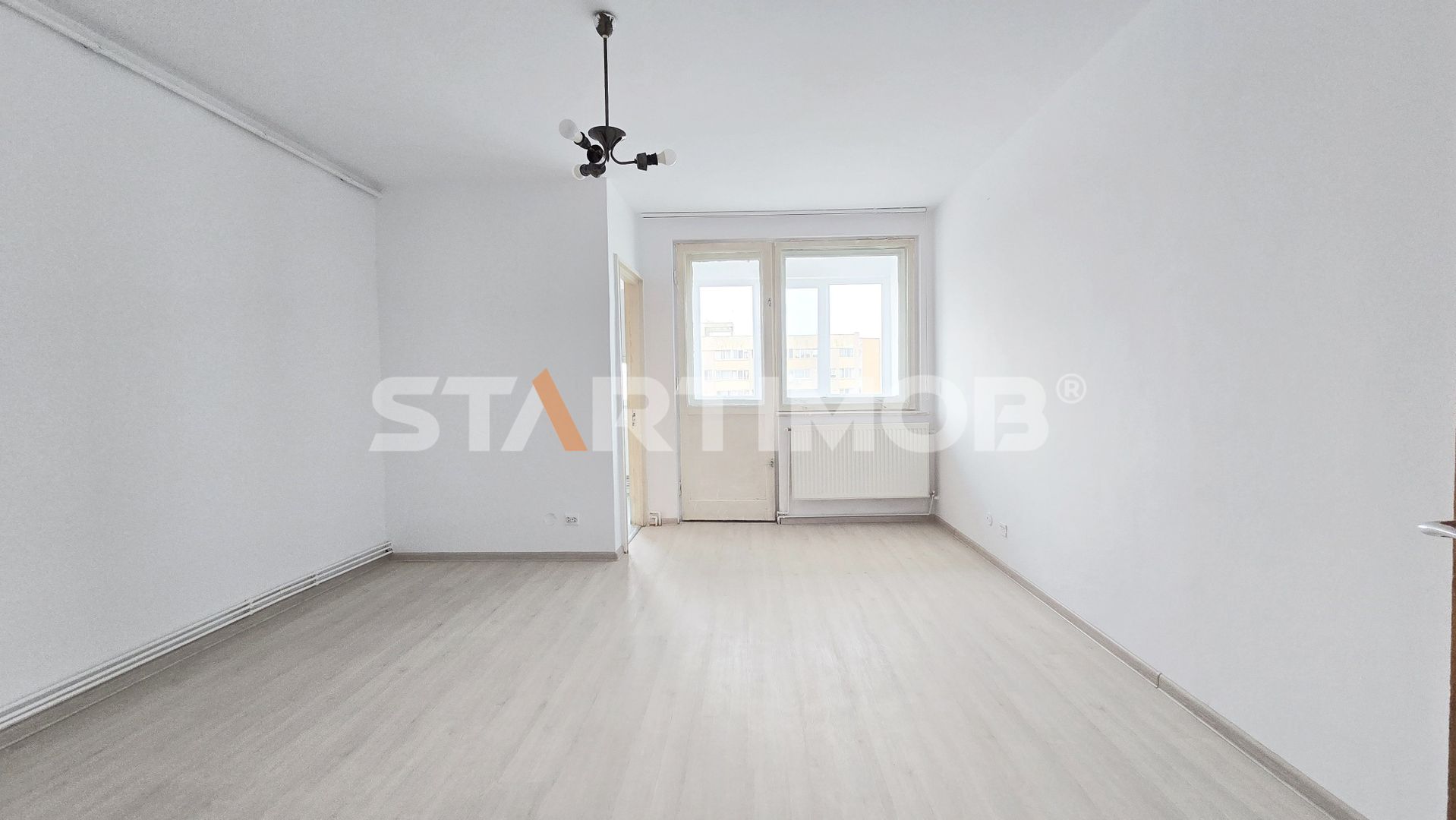 Garsoniera str Soarelui Astra