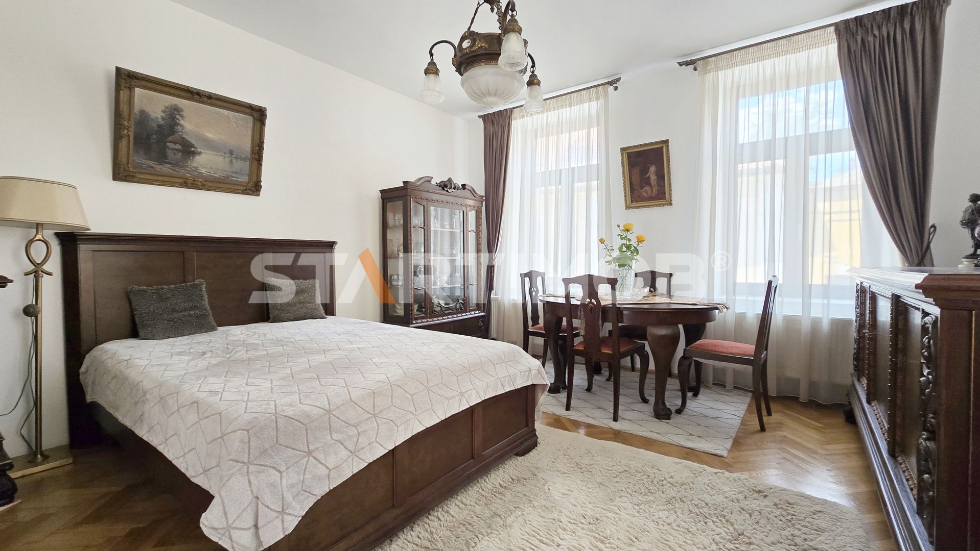 Apartament Centru Istoric zona Liceului Saguna