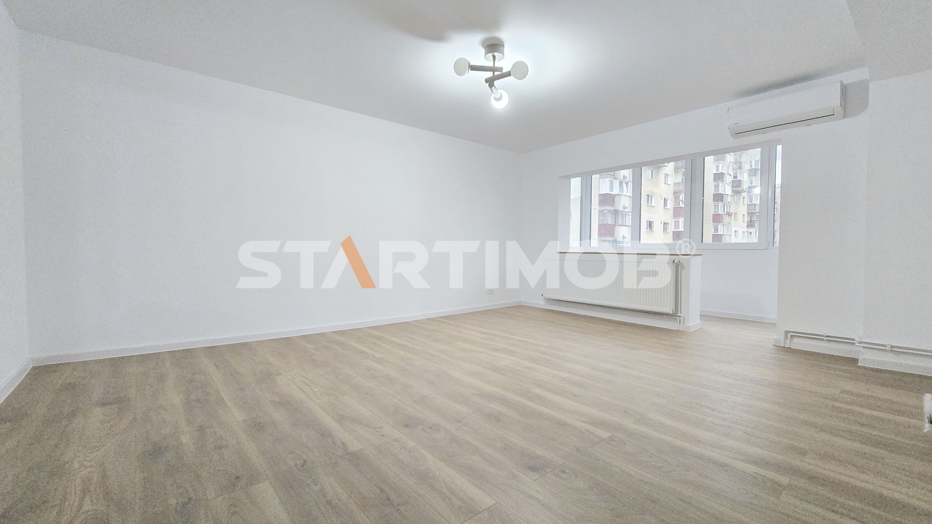 Apartament renovat 3 camere zona ITC Vlahuta