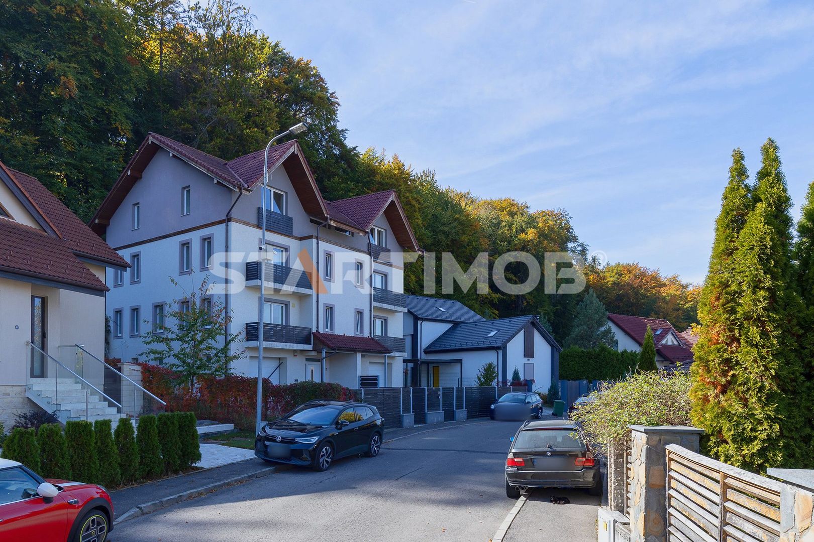 Vila mobilata 5 camere cu garaj Brasov