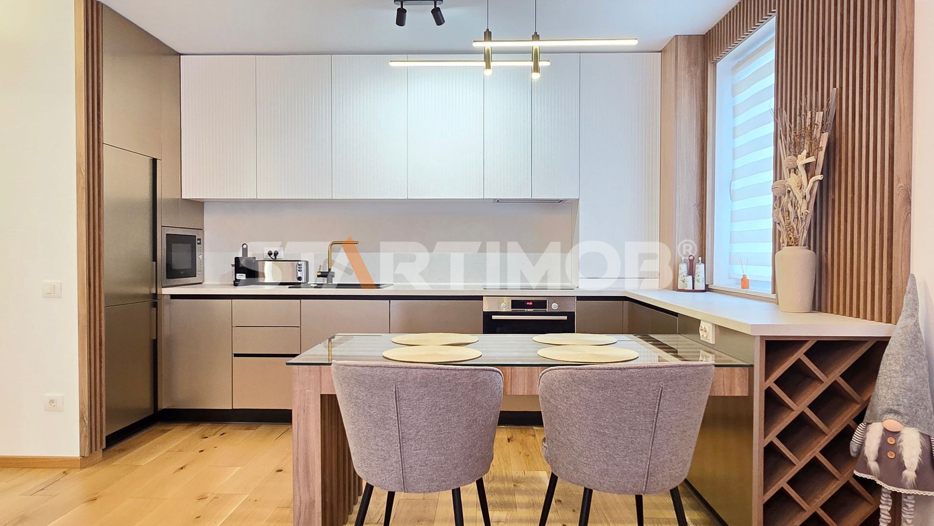 Apartament mobilat cu parcare Urban Plaza