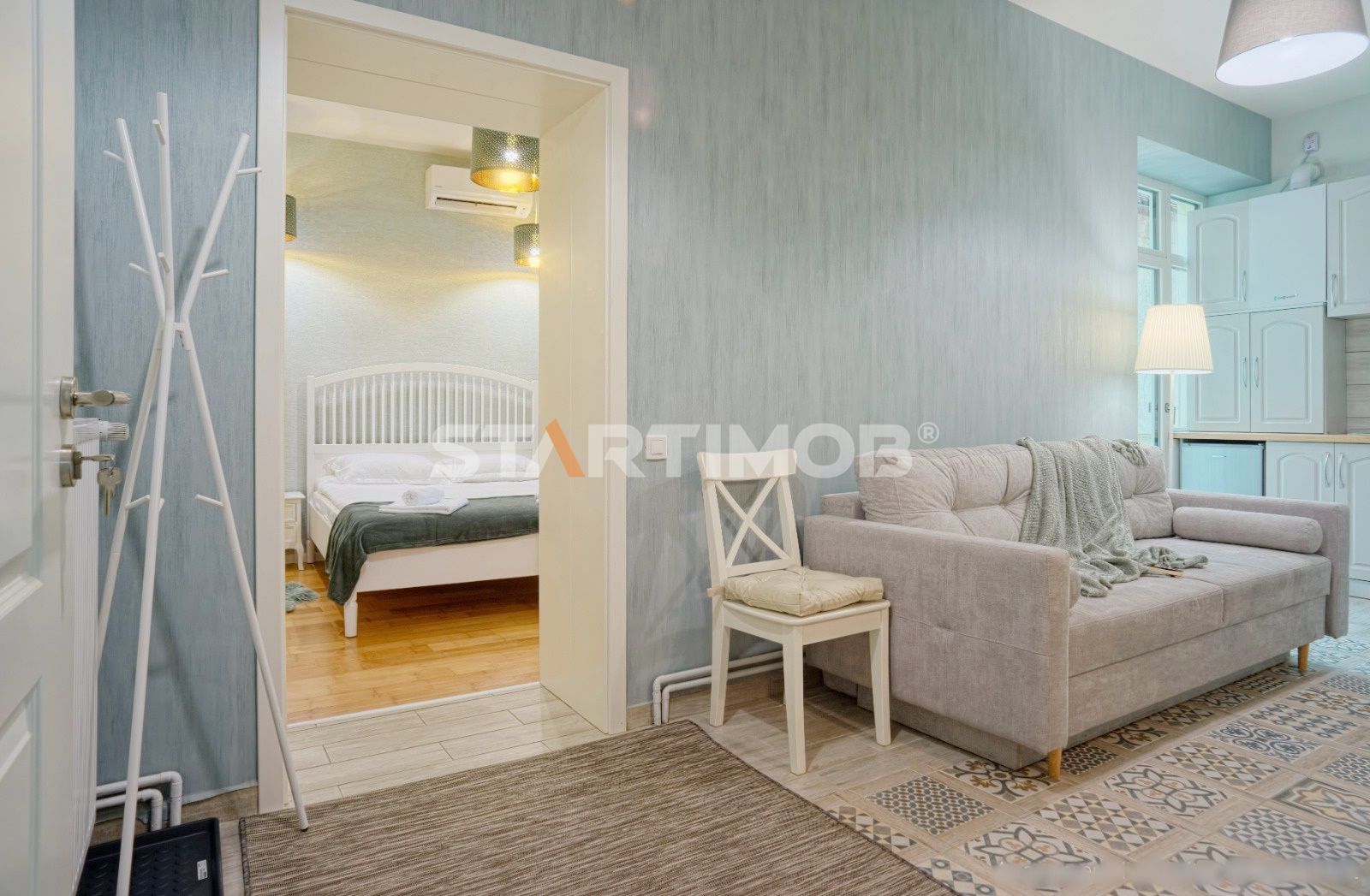 Studio mobilat str Republicii Brasov